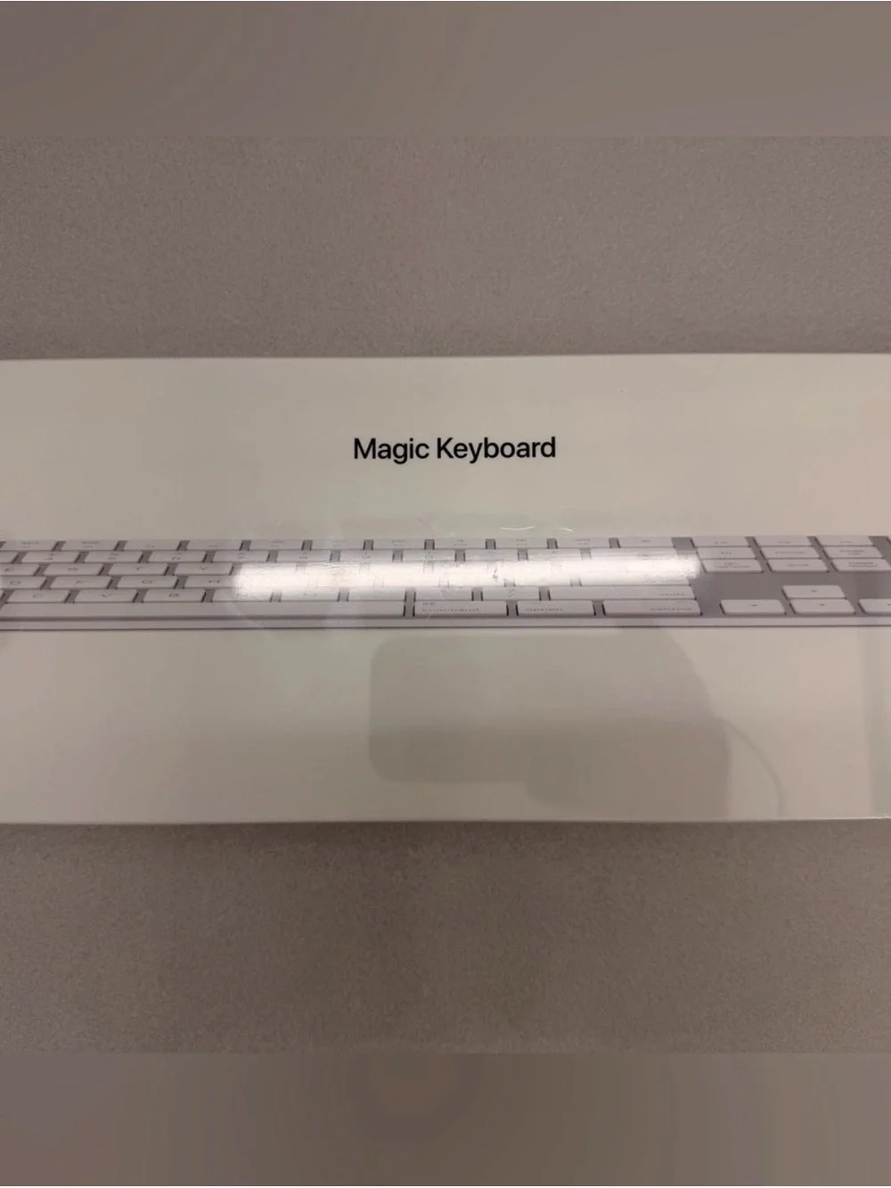 Apple Magic Keyboard with Numeric Keypad (A1843) FREE APPLE PENCIL WITH PURCHASE